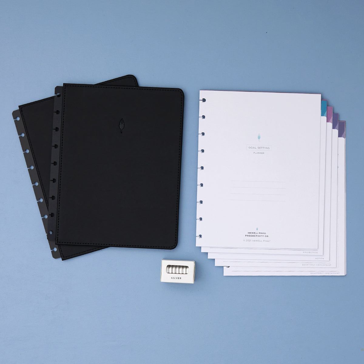 onyx black cover, goals insert, and silver disc are part of this bundle