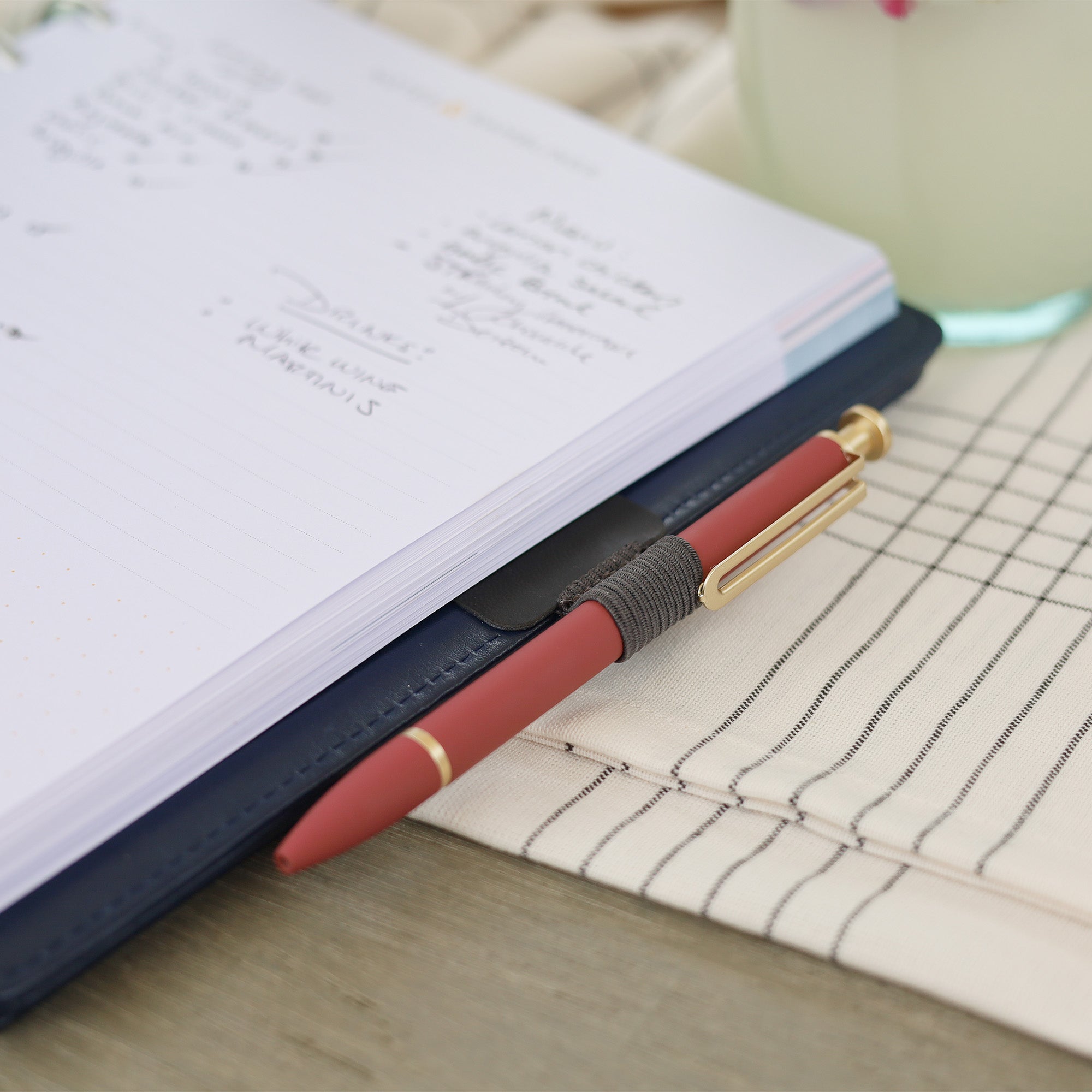 Adhesive Pen Loop